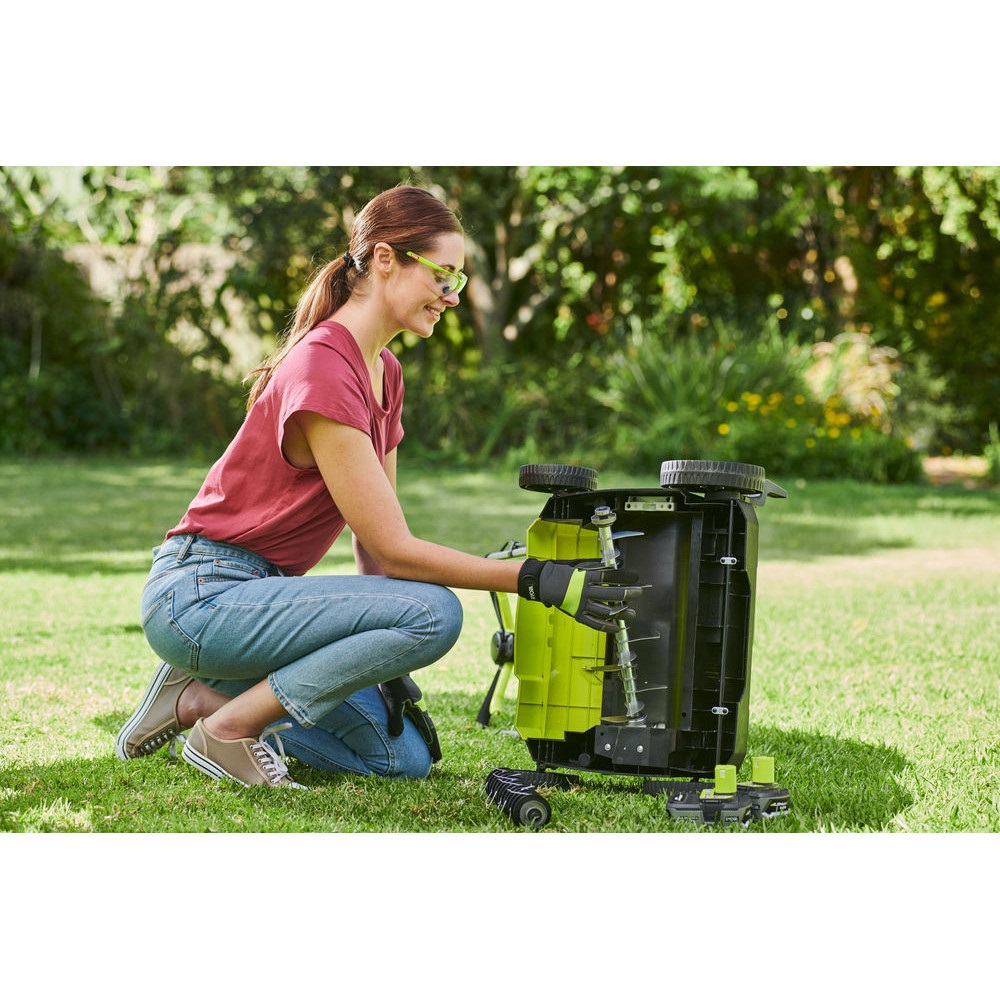 Скарификатор аэратор для газона Ryobi ONE+ RY18SFX35A-240 — изображение 4